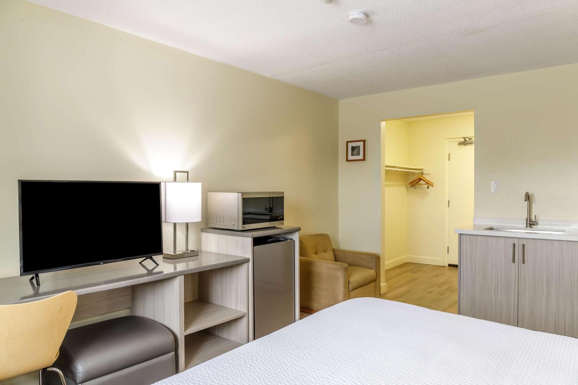 Motel 6 Niagara Falls, On Near The Falls ภายนอก รูปภาพ