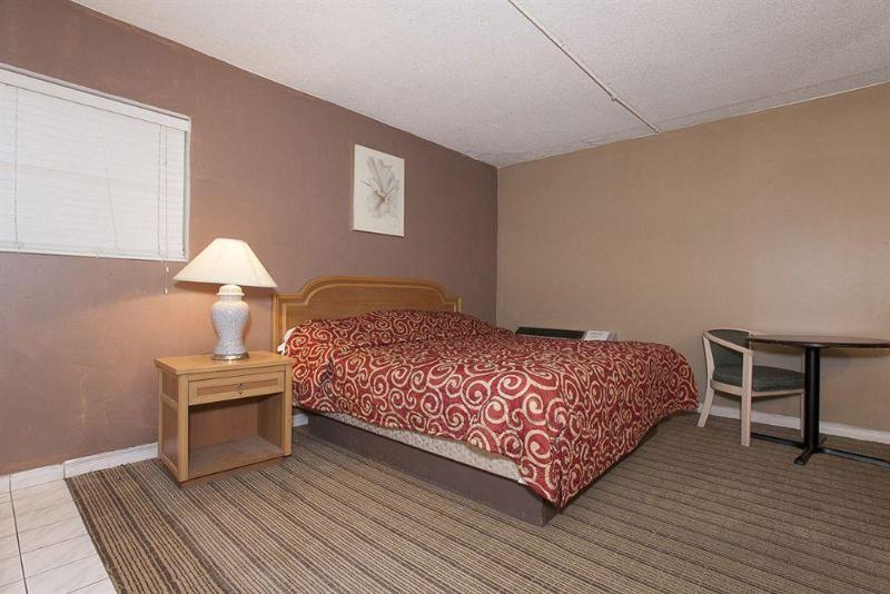 Motel 6 Niagara Falls, On Near The Falls ภายนอก รูปภาพ